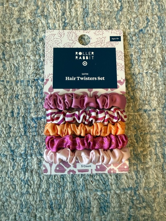 Roller Rabbit x Target Pouch Set - Picture 3 of 3